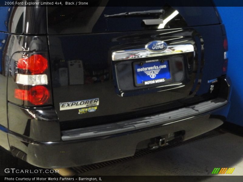 Black / Stone 2006 Ford Explorer Limited 4x4