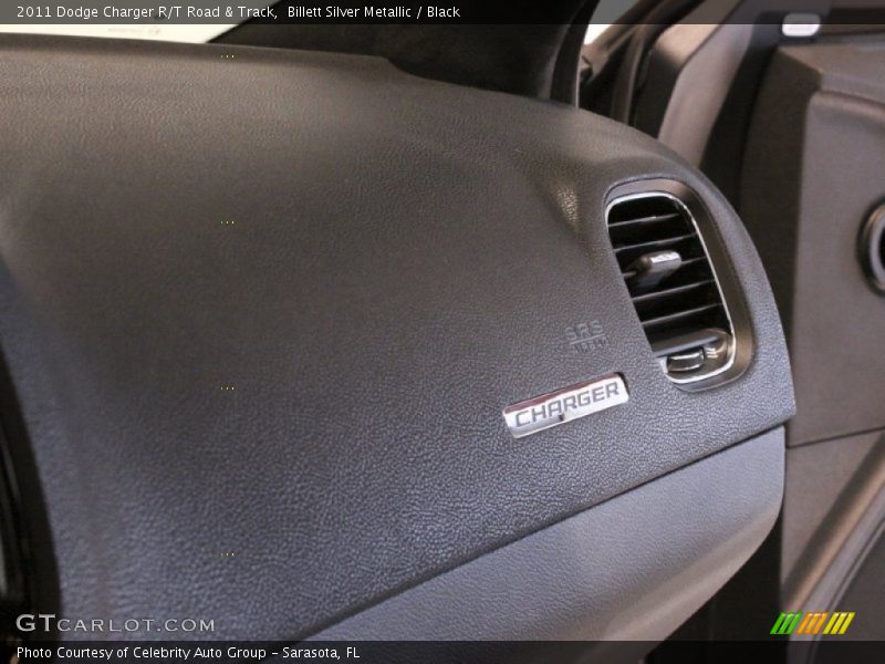 Billett Silver Metallic / Black 2011 Dodge Charger R/T Road & Track