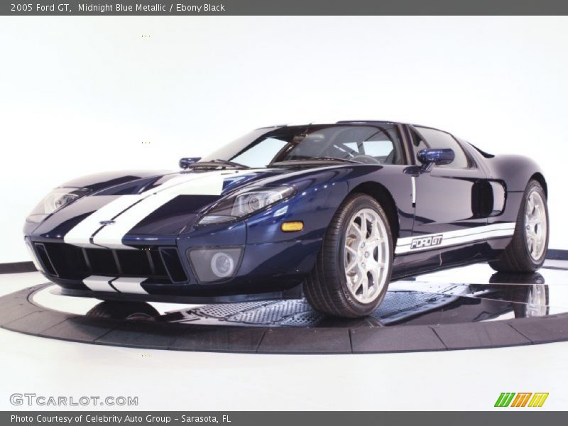 Front 3/4 View of 2005 GT 