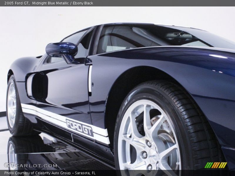 Midnight Blue Metallic / Ebony Black 2005 Ford GT