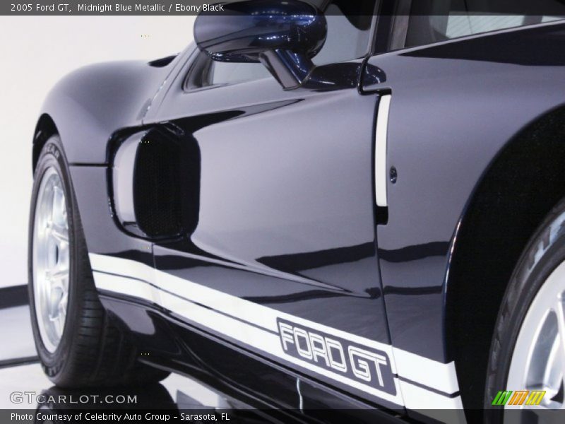 Midnight Blue Metallic / Ebony Black 2005 Ford GT