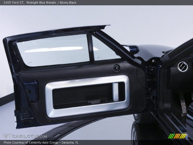 Midnight Blue Metallic / Ebony Black 2005 Ford GT