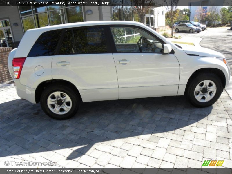White Water Pearl / Beige 2010 Suzuki Grand Vitara Premium