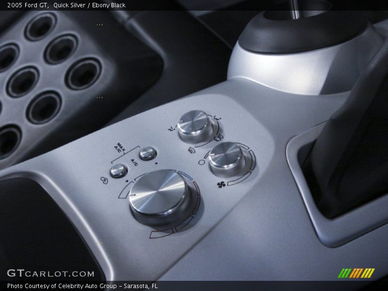 Controls of 2005 GT 