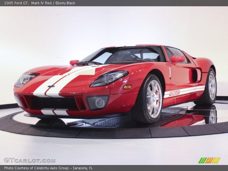 Front 3/4 View of 2005 GT 