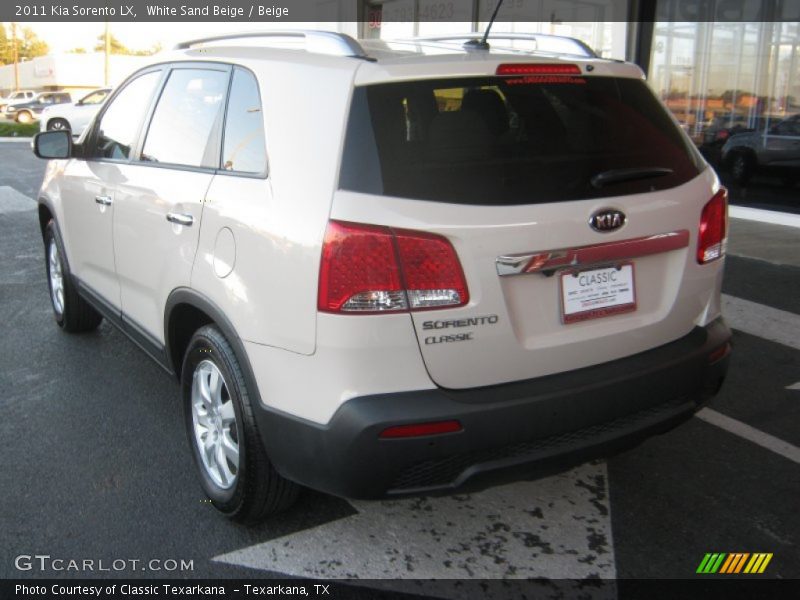 White Sand Beige / Beige 2011 Kia Sorento LX