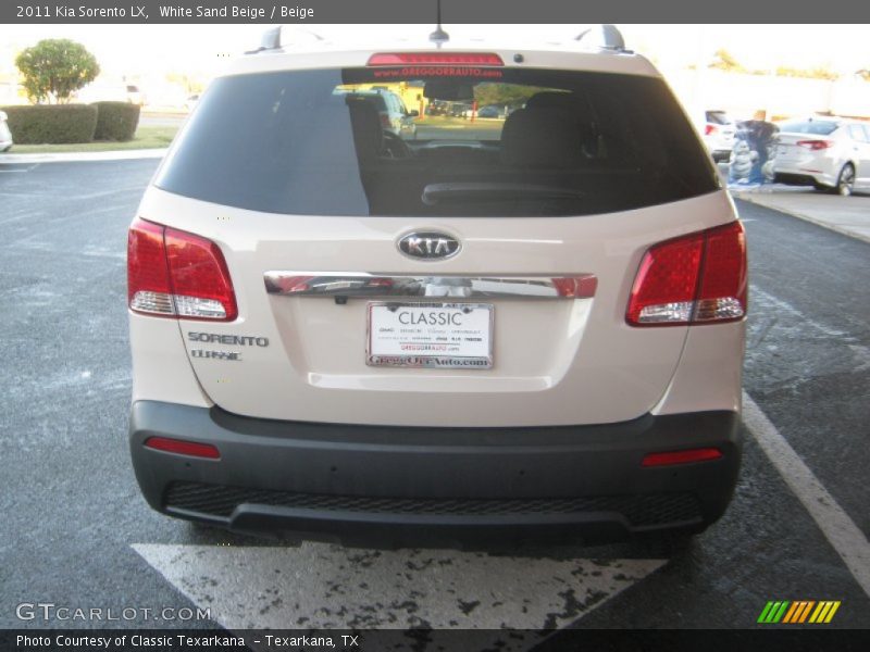 White Sand Beige / Beige 2011 Kia Sorento LX