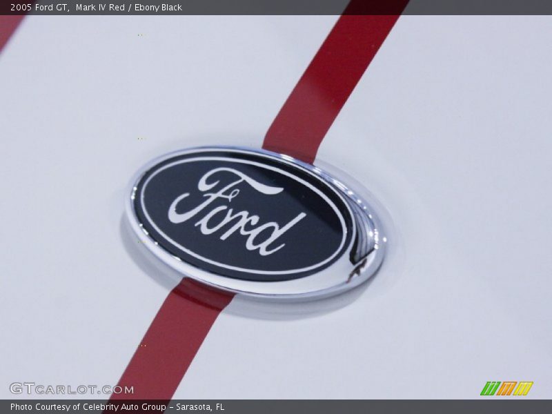 Ford Blue-oval hood badge - 2005 Ford GT 