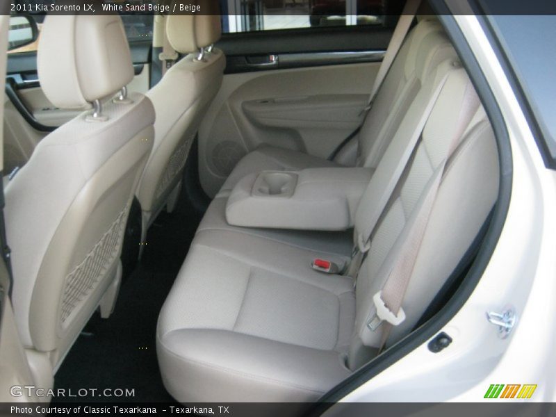 White Sand Beige / Beige 2011 Kia Sorento LX