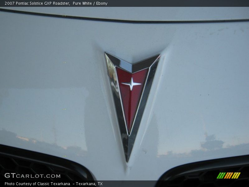 Pure White / Ebony 2007 Pontiac Solstice GXP Roadster