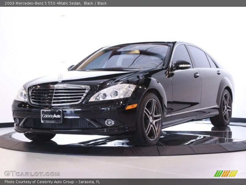 Front 3/4 View of 2009 S 550 4Matic Sedan