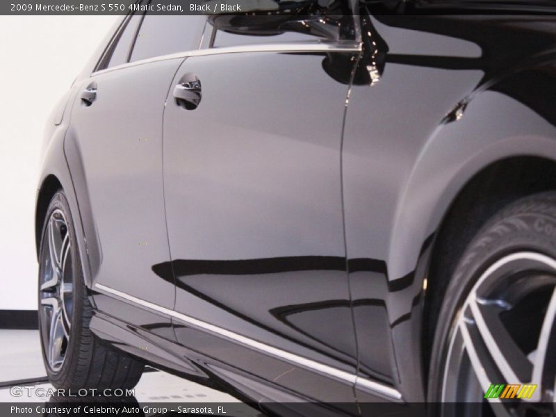 Black / Black 2009 Mercedes-Benz S 550 4Matic Sedan
