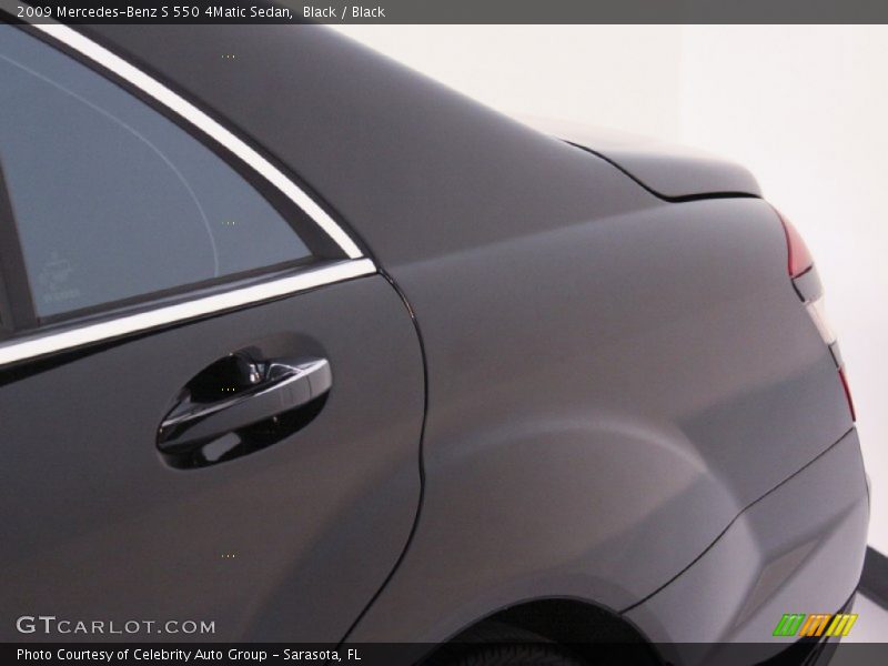 Black / Black 2009 Mercedes-Benz S 550 4Matic Sedan