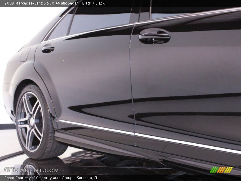 Black / Black 2009 Mercedes-Benz S 550 4Matic Sedan