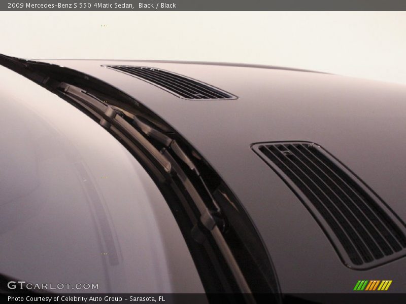 Black / Black 2009 Mercedes-Benz S 550 4Matic Sedan