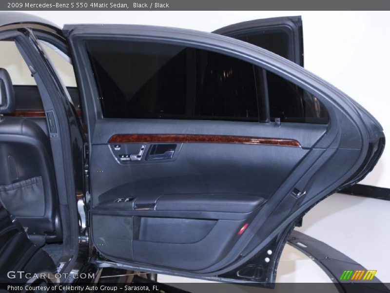 Black / Black 2009 Mercedes-Benz S 550 4Matic Sedan