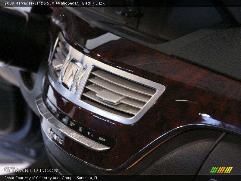 Black / Black 2009 Mercedes-Benz S 550 4Matic Sedan