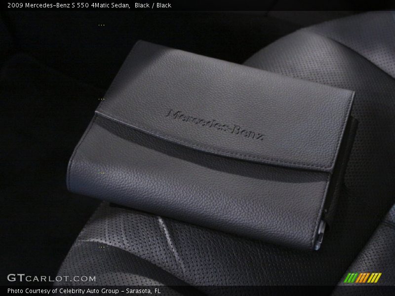 Black / Black 2009 Mercedes-Benz S 550 4Matic Sedan
