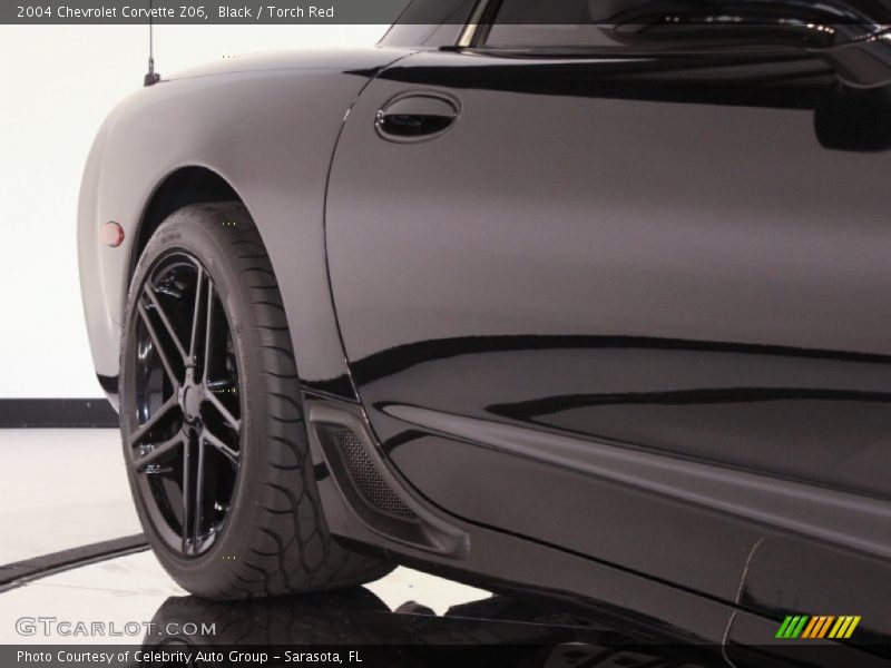 Black / Torch Red 2004 Chevrolet Corvette Z06
