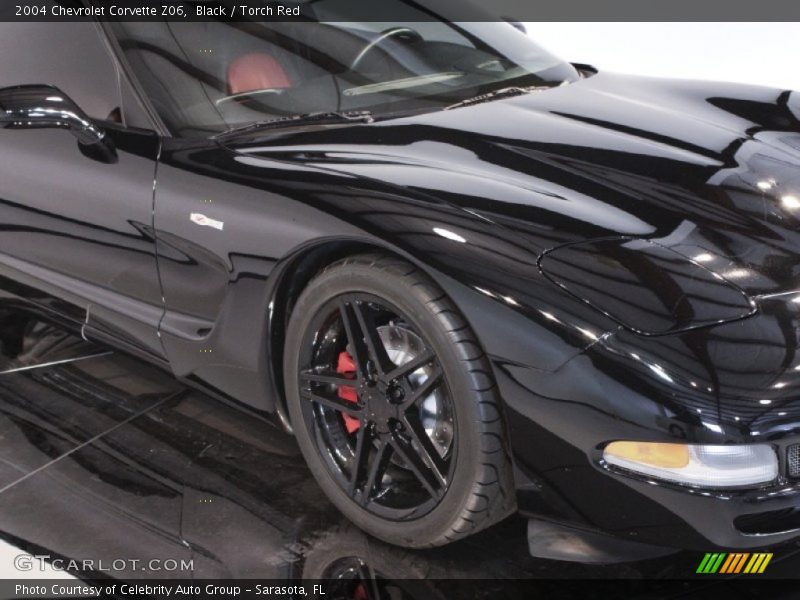 Black / Torch Red 2004 Chevrolet Corvette Z06