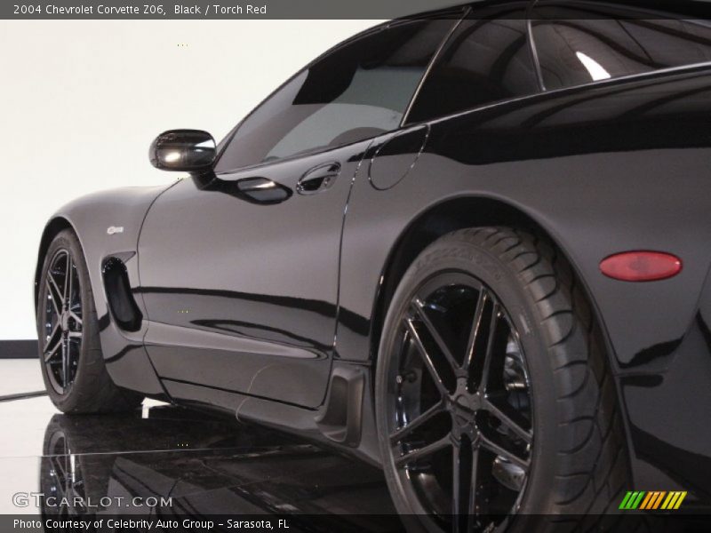 Black / Torch Red 2004 Chevrolet Corvette Z06