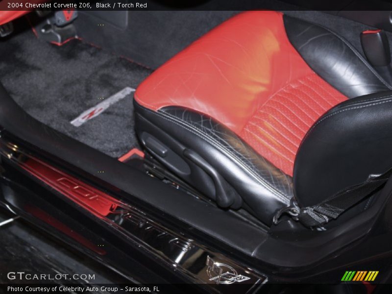 Black / Torch Red 2004 Chevrolet Corvette Z06