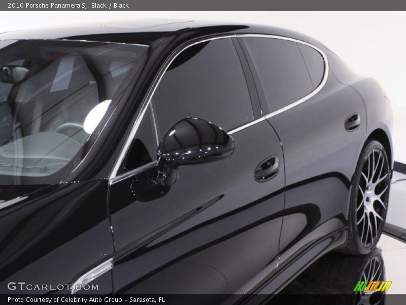 Black / Black 2010 Porsche Panamera S