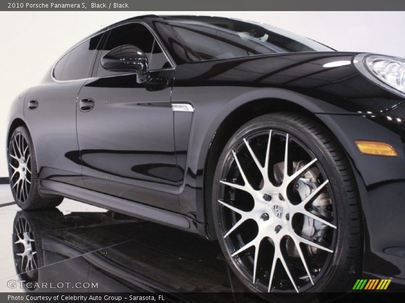 Black / Black 2010 Porsche Panamera S