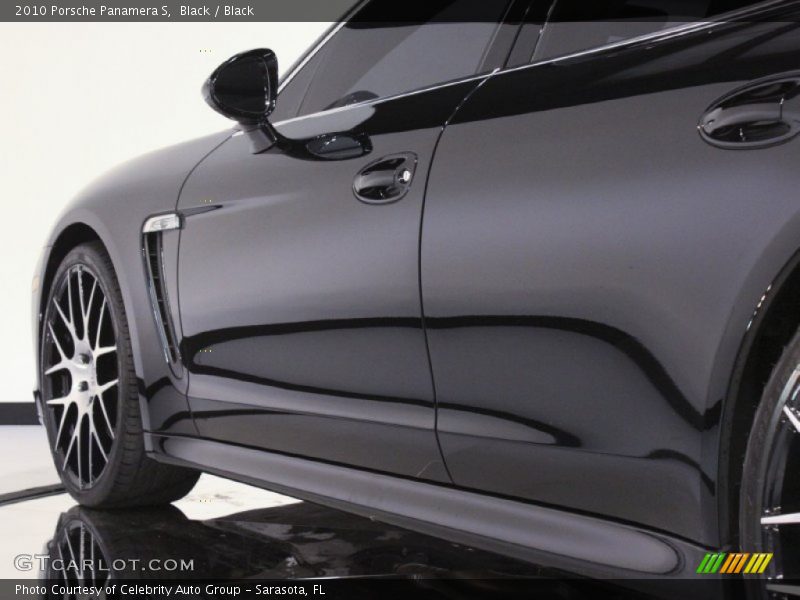 Black / Black 2010 Porsche Panamera S
