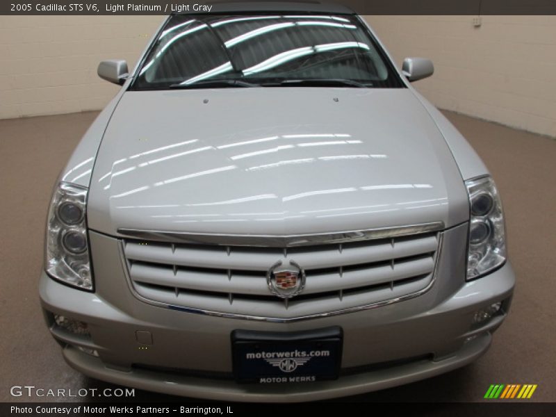Light Platinum / Light Gray 2005 Cadillac STS V6