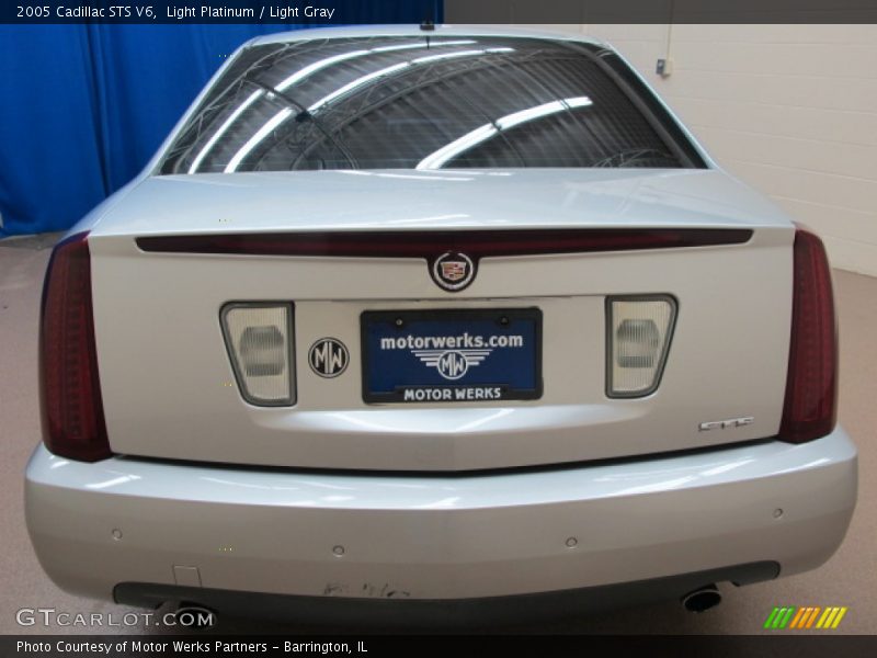 Light Platinum / Light Gray 2005 Cadillac STS V6