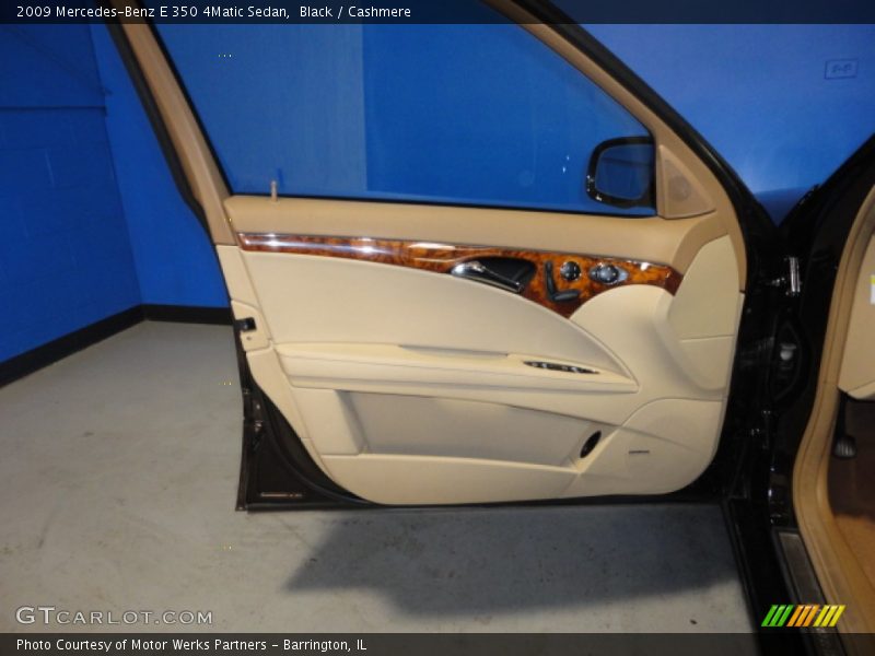 Black / Cashmere 2009 Mercedes-Benz E 350 4Matic Sedan