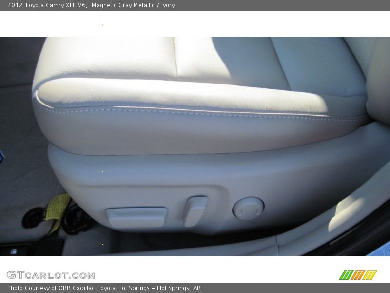 Magnetic Gray Metallic / Ivory 2012 Toyota Camry XLE V6