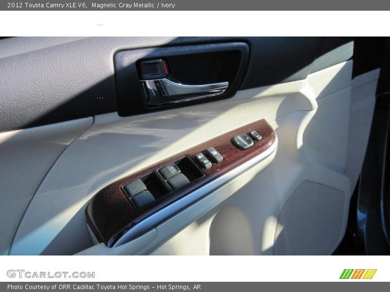 Magnetic Gray Metallic / Ivory 2012 Toyota Camry XLE V6