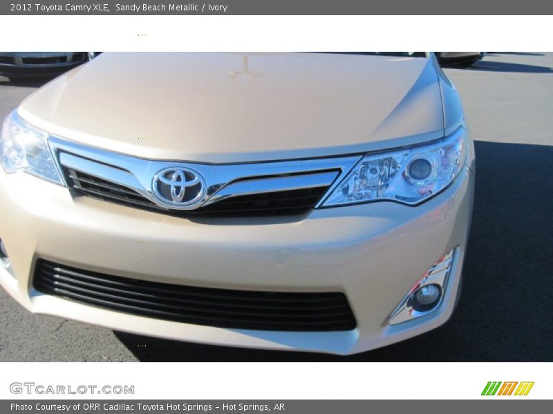 Sandy Beach Metallic / Ivory 2012 Toyota Camry XLE