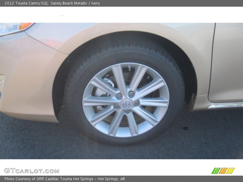 Sandy Beach Metallic / Ivory 2012 Toyota Camry XLE