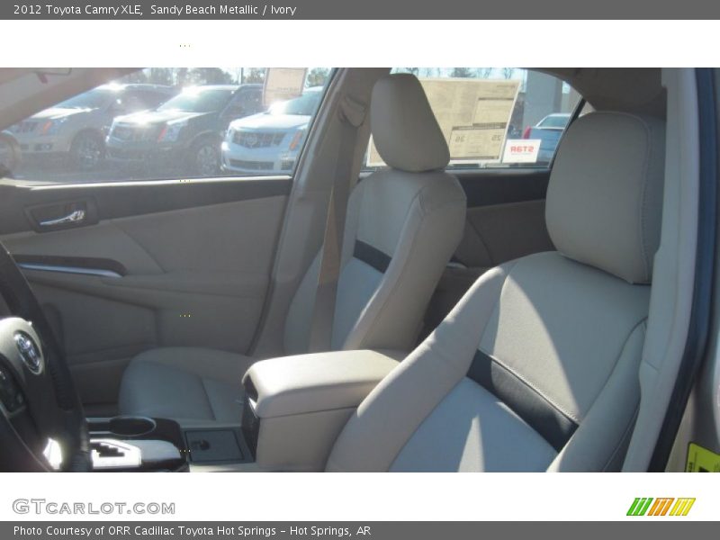 Sandy Beach Metallic / Ivory 2012 Toyota Camry XLE