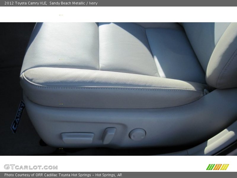 Sandy Beach Metallic / Ivory 2012 Toyota Camry XLE