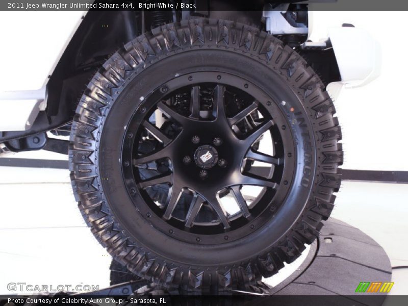 Custom Wheels of 2011 Wrangler Unlimited Sahara 4x4