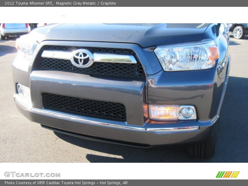 Magnetic Gray Metallic / Graphite 2012 Toyota 4Runner SR5