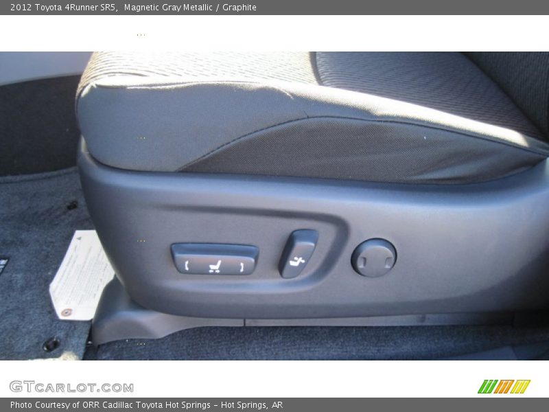 Magnetic Gray Metallic / Graphite 2012 Toyota 4Runner SR5