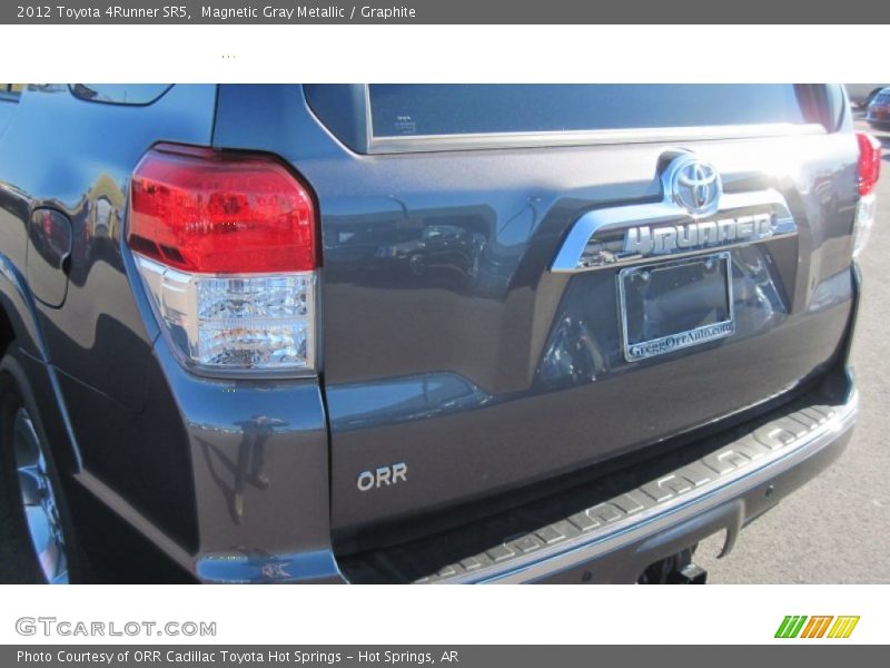 Magnetic Gray Metallic / Graphite 2012 Toyota 4Runner SR5