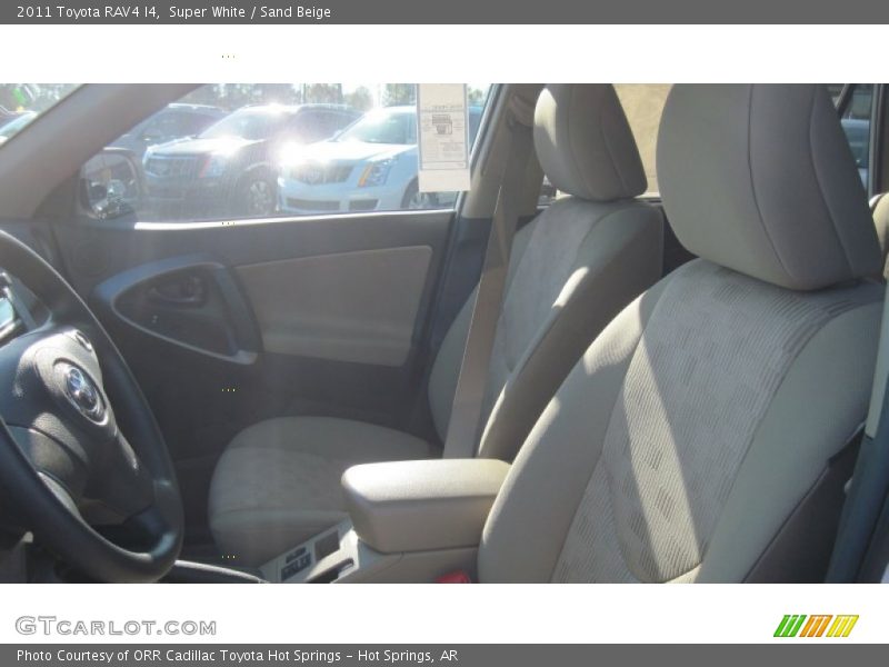 Super White / Sand Beige 2011 Toyota RAV4 I4