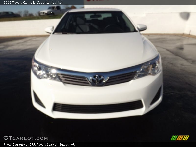Super White / Ash 2012 Toyota Camry L