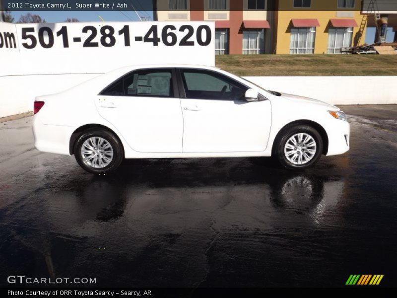 Super White / Ash 2012 Toyota Camry L