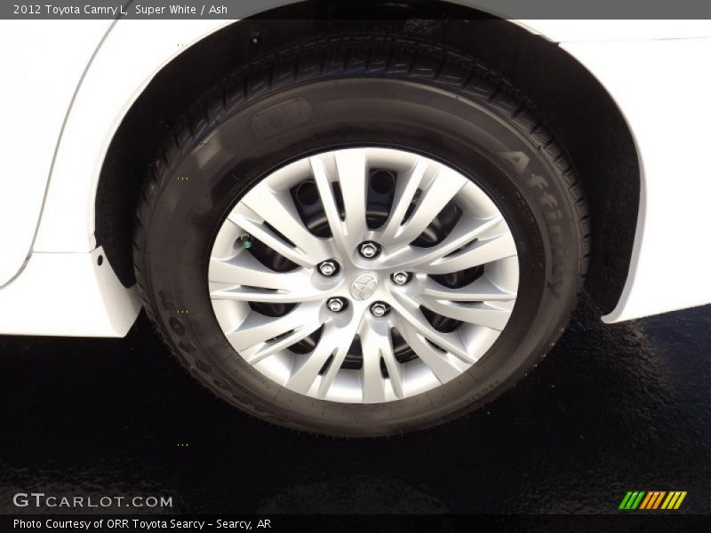 Super White / Ash 2012 Toyota Camry L