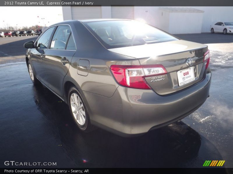 Cypress Green Pearl / Ivory 2012 Toyota Camry LE