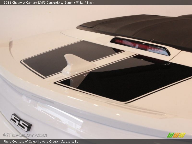 Summit White / Black 2011 Chevrolet Camaro SS/RS Convertible