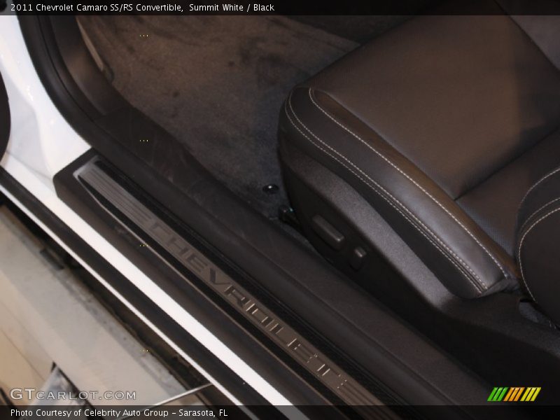 Summit White / Black 2011 Chevrolet Camaro SS/RS Convertible