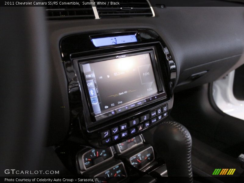 Summit White / Black 2011 Chevrolet Camaro SS/RS Convertible